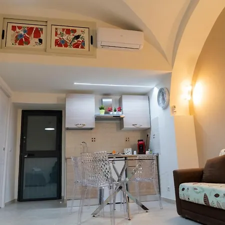 Ad Un Passo Dal Centro Apartmán Katánie